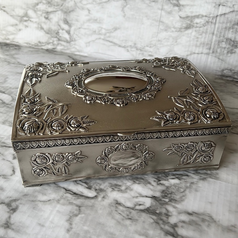 GODINGER  silver jewelry box. Vintage